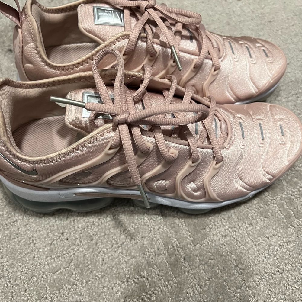 nike vapor max woman